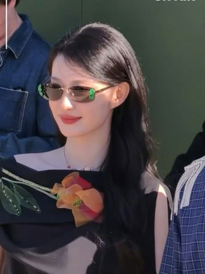 李昀锐王楚然秀场合照，好养眼的一对啊😏 