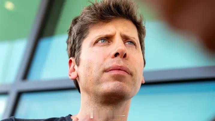 OpenAI强调：“电子是新的石油。”OpenAI周一表示，如果美国想在人工智能