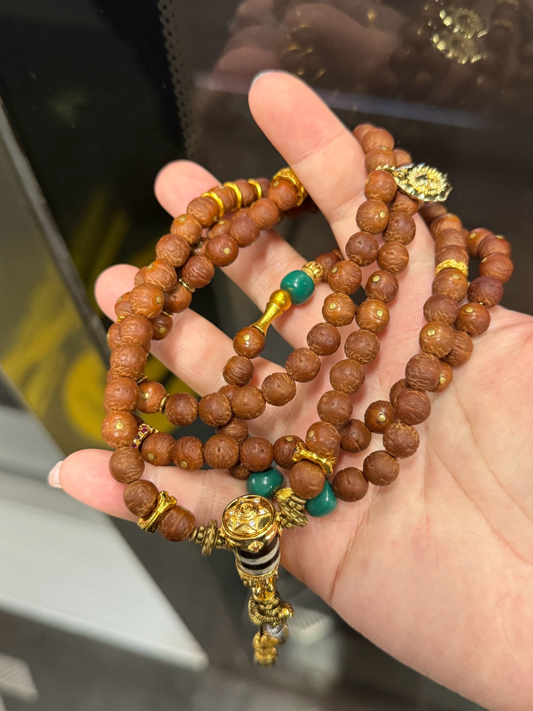 手汗人真没招了 我就这样小心翼翼的把所有串都盘黑了