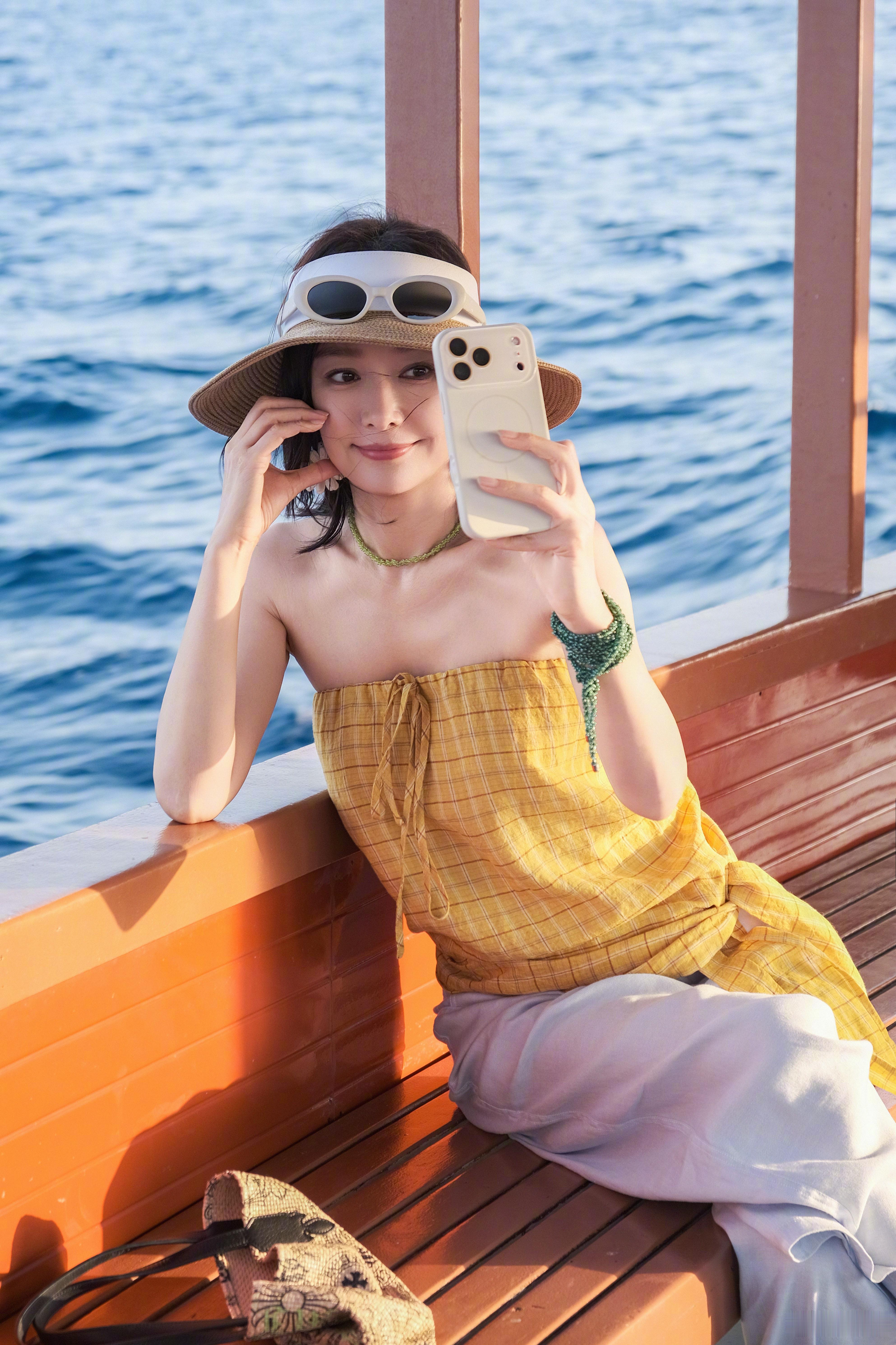姐姐，我想要这张自拍[害羞] ​​​