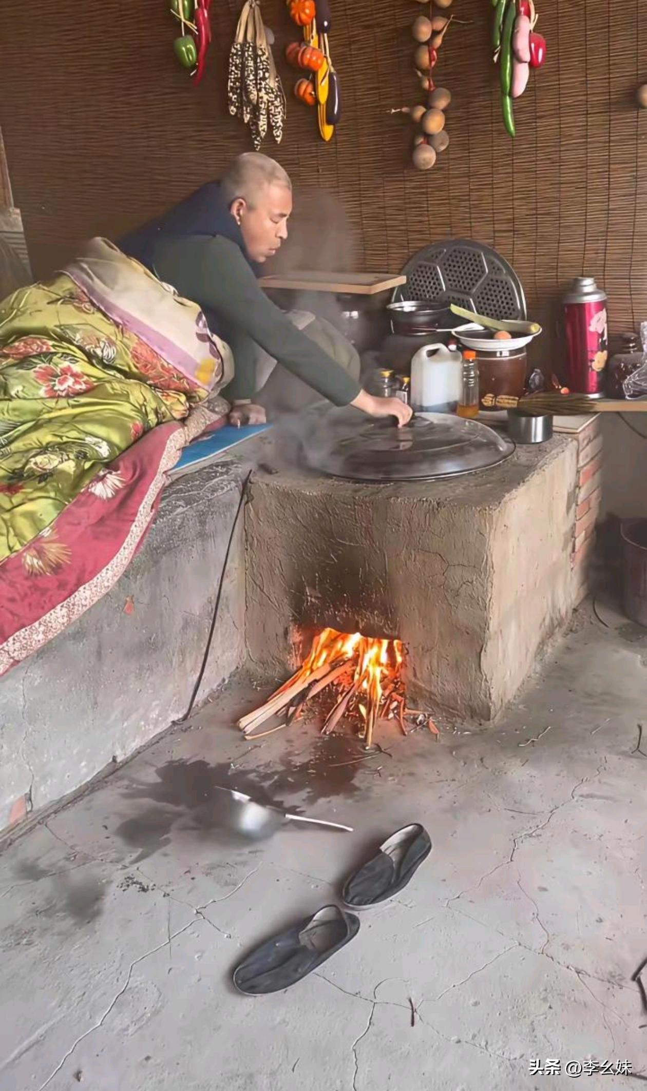 无妻无儿无女的大爷，一个人生活还挺自在