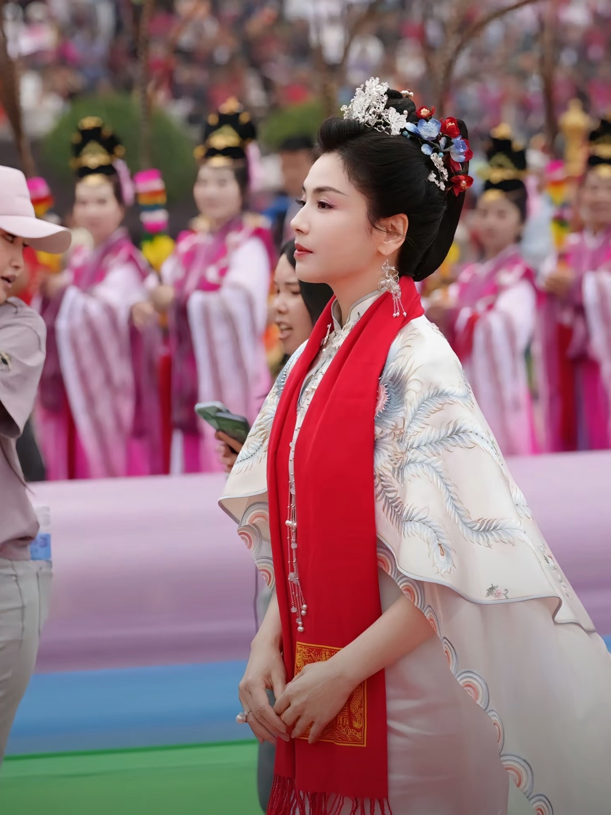 刘涛回应妈祖照被设为屏保我发现很神奇的一件事，潜意识里感觉妈祖就是刘涛的样子，同