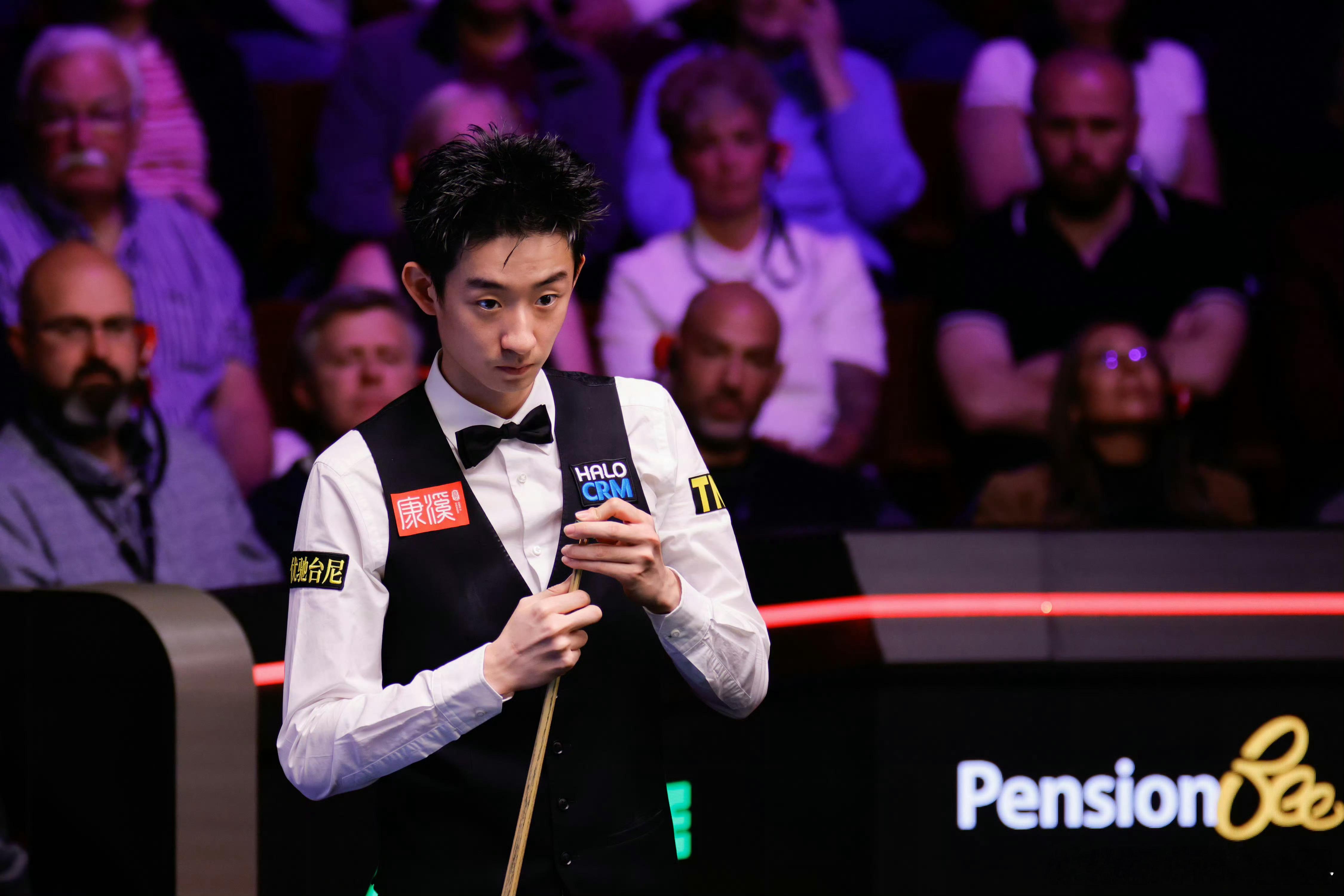 吴宜泽首进斯诺克世锦赛四强吴宜泽冲击世锦赛决赛 京时间4月30日凌晨，2026斯