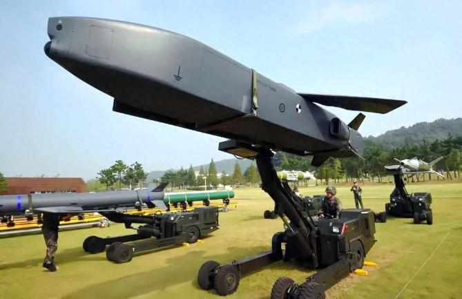 大家最近可能都刷到过，德国之前喊着要给乌克兰送远程导弹，现在突然改口，说一颗都不