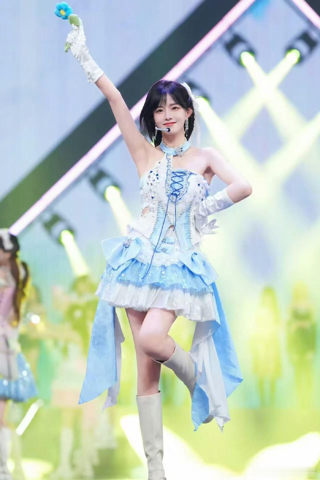 SNH48迎来了最佳赏味期SNH48女团迎来了最佳赏味期SNH48青春盛典塞纳河