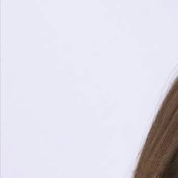 为何对赵今麦的恶意那么大一再贬低她的颜值她明明那么好看，为何贬低她呢？是怕她太优