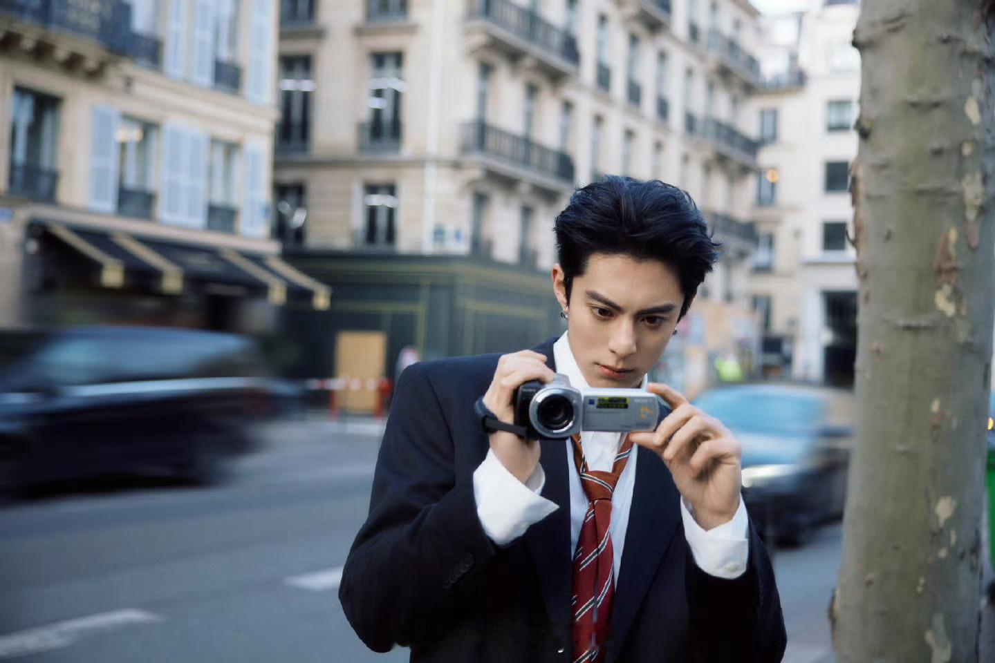 我将写十万字校园同人文[老师爱你] ​​​