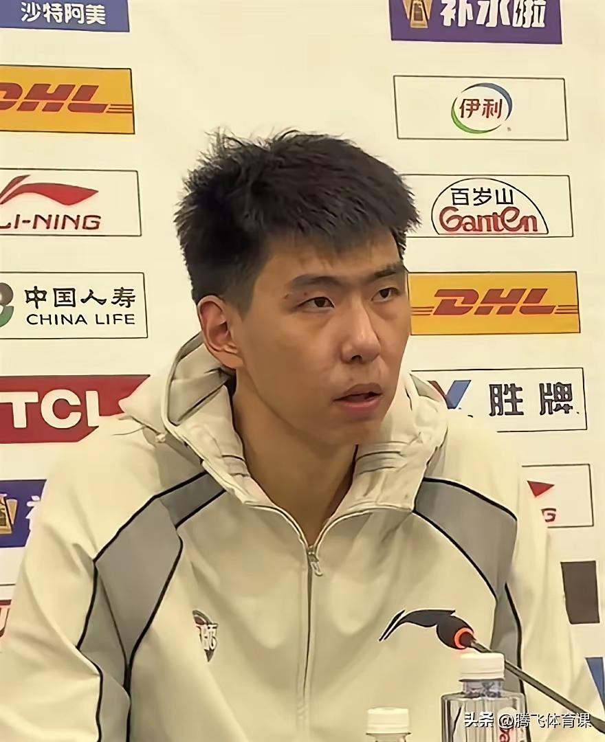 广州龙狮真可惜！连续两场比赛1分败北。
广州龙狮还是太年轻了，希望他们明天能否极