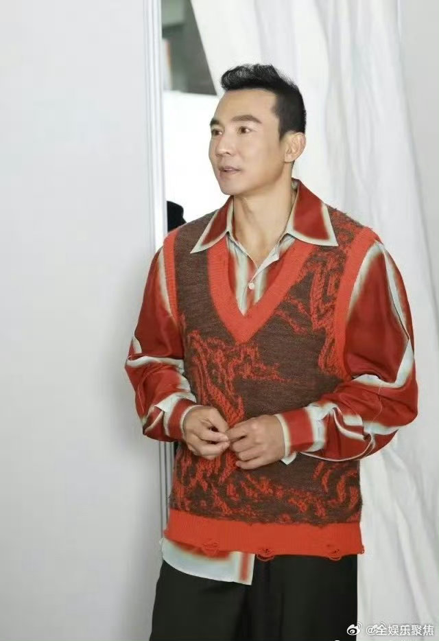 刘畊宏直播回应难听上热搜刘畊宏直播 热搜词条刷屏，刘畊宏直播直面难听的评价，表达
