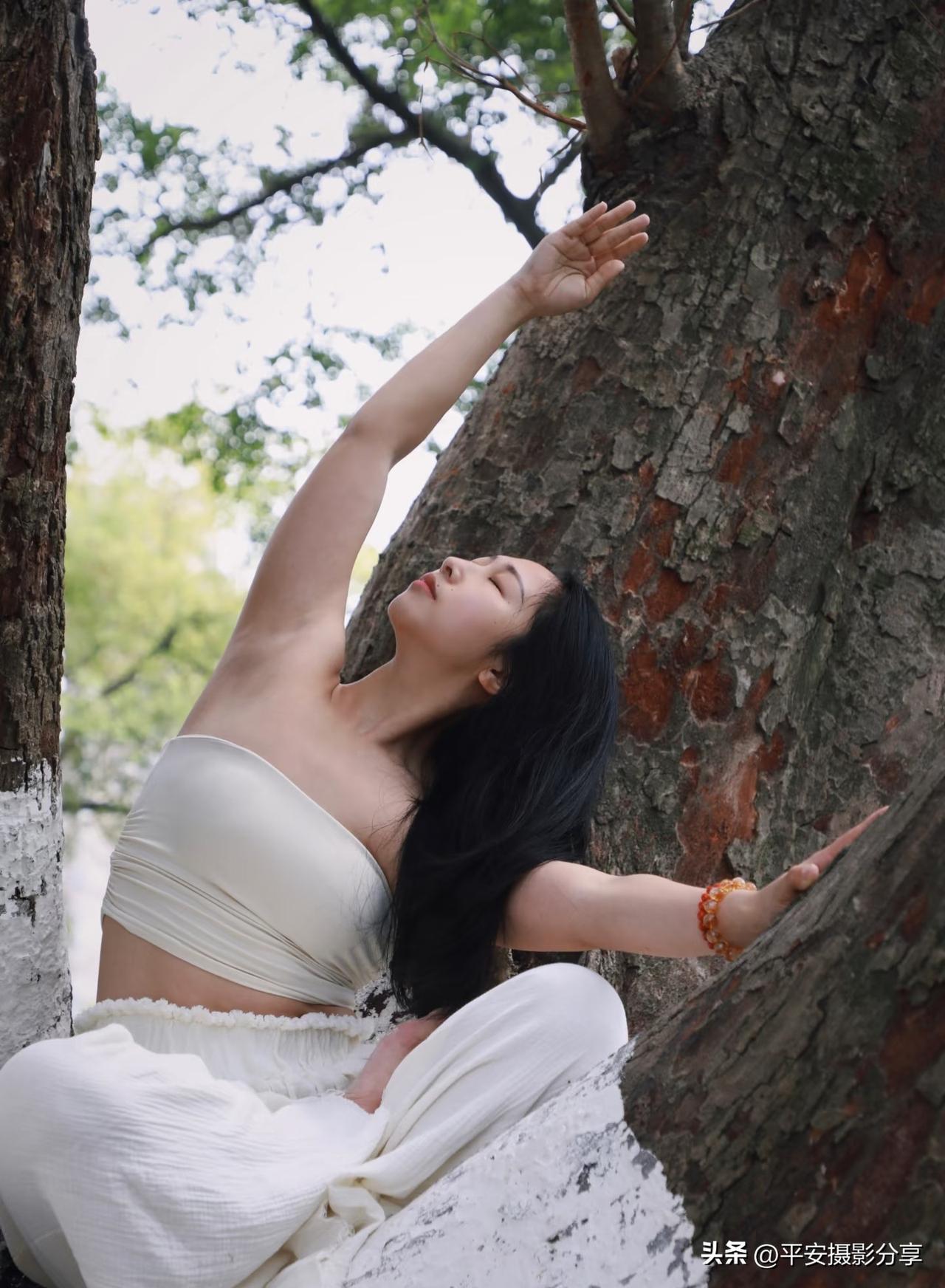 户外瑜伽 运动 亲近大自然健身 和五六十岁的女人约会,该去哪?