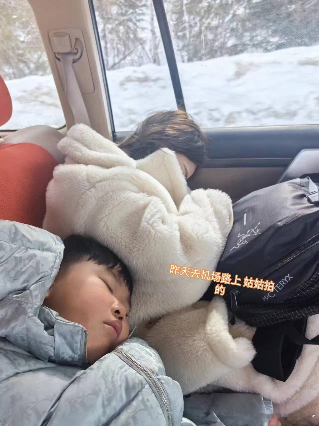 最后一波美图分享[亲亲]旅途完美结束🔚开始过新年啦  ​​​
