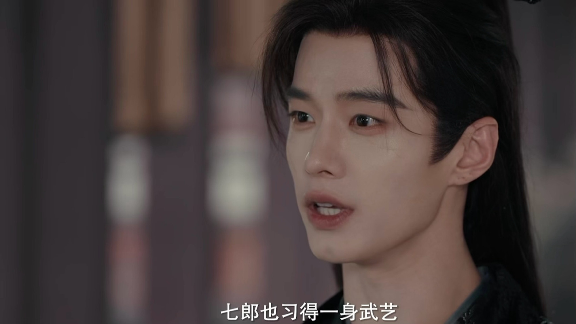 何与求何润东指点一二七郎前来讨教！何与晒出精壮背肌，在线求岳父何润东指点一二。这
