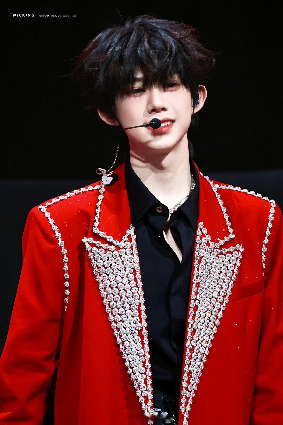 陈奕恒老公是一种感觉爱上陈奕恒简直是人之常情 找不到此男身上的任何缺点 