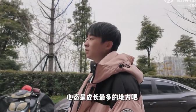 啊泽回应转辅 转辅不到一个月拿了墨子国服，是追梦路上一直都很坚定且努力的啊泽选手