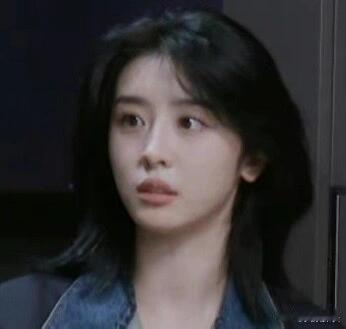 怪不得赵晓棠对妈妈的长发有执念 她是真美 ​​​