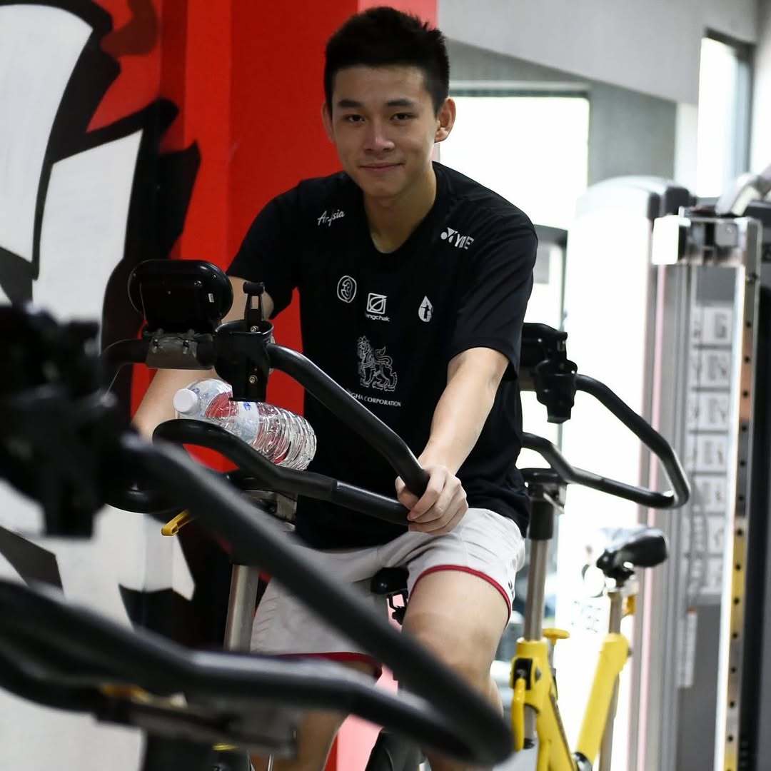 你谁啊？这么瘦？[卡皮巴拉][卡皮巴拉] ​​​