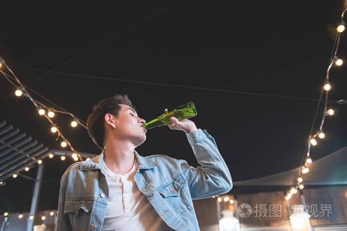 生活很累但要继续微笑面对 人生就是一场马拉松 生活再苦再难都得努力向前
