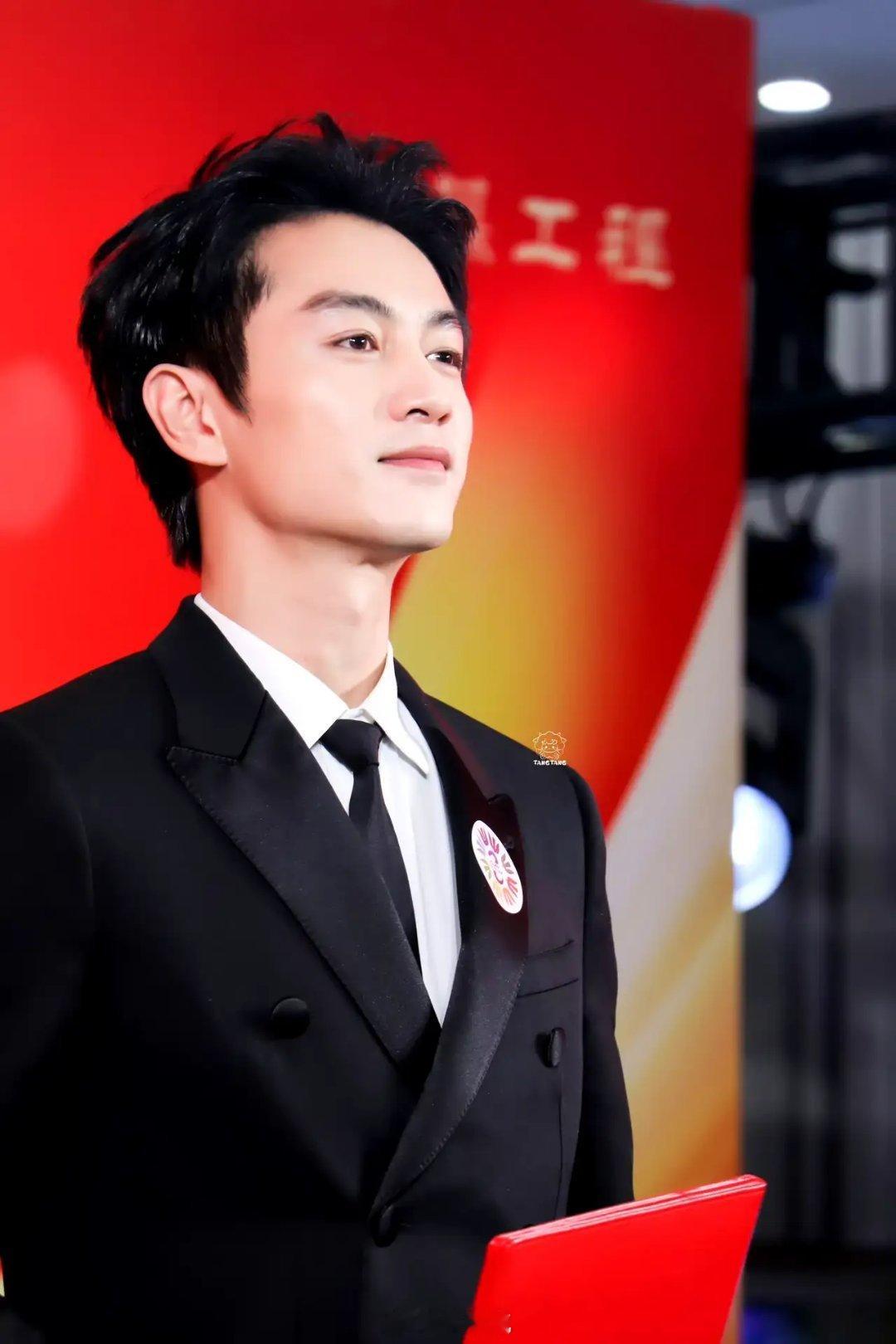 【离婚似整容】这话不仅仅针对赵丽颖，angelababy，张嘉倪，章子怡的。陈晓