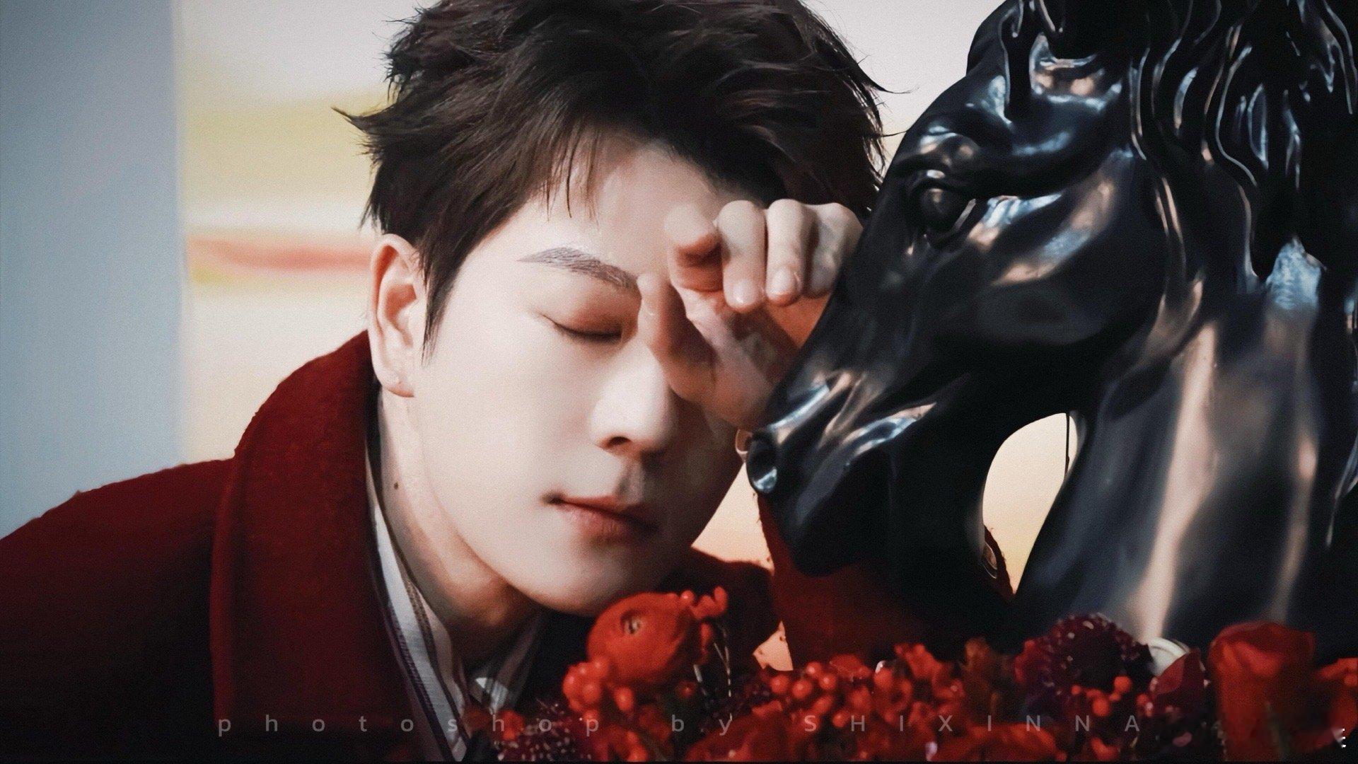 王栎鑫已争气争气再争气春晚 07年的少年到现在的春晚常客，王栎鑫走的每一步都算数