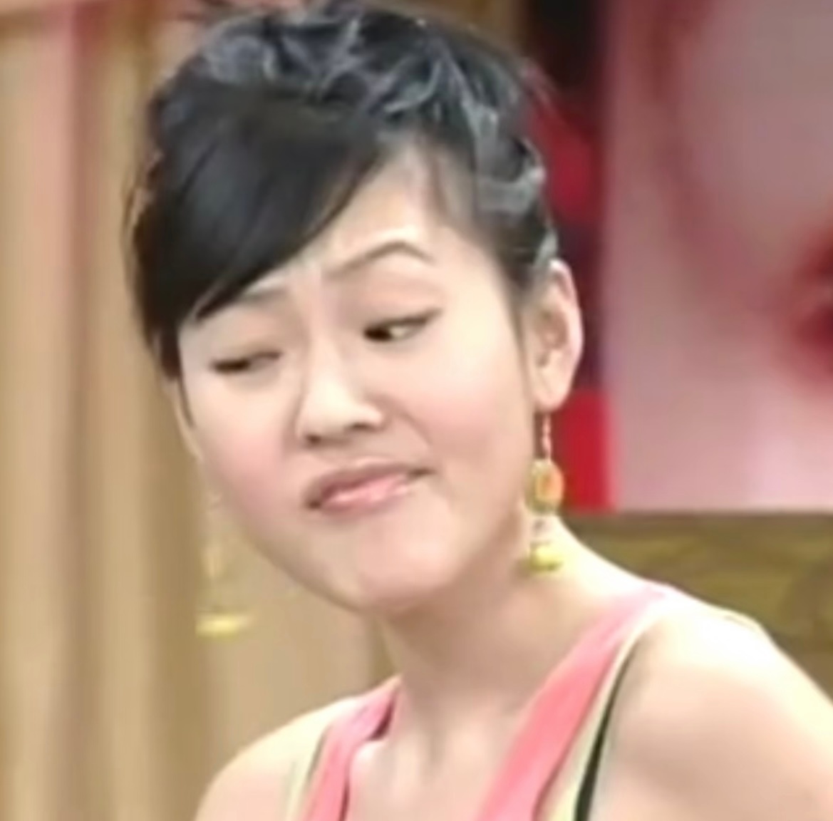 美富豪与19岁儿子换血后自曝患病有钱人的家庭没有亲情只有利益，为了自己活命拉着自