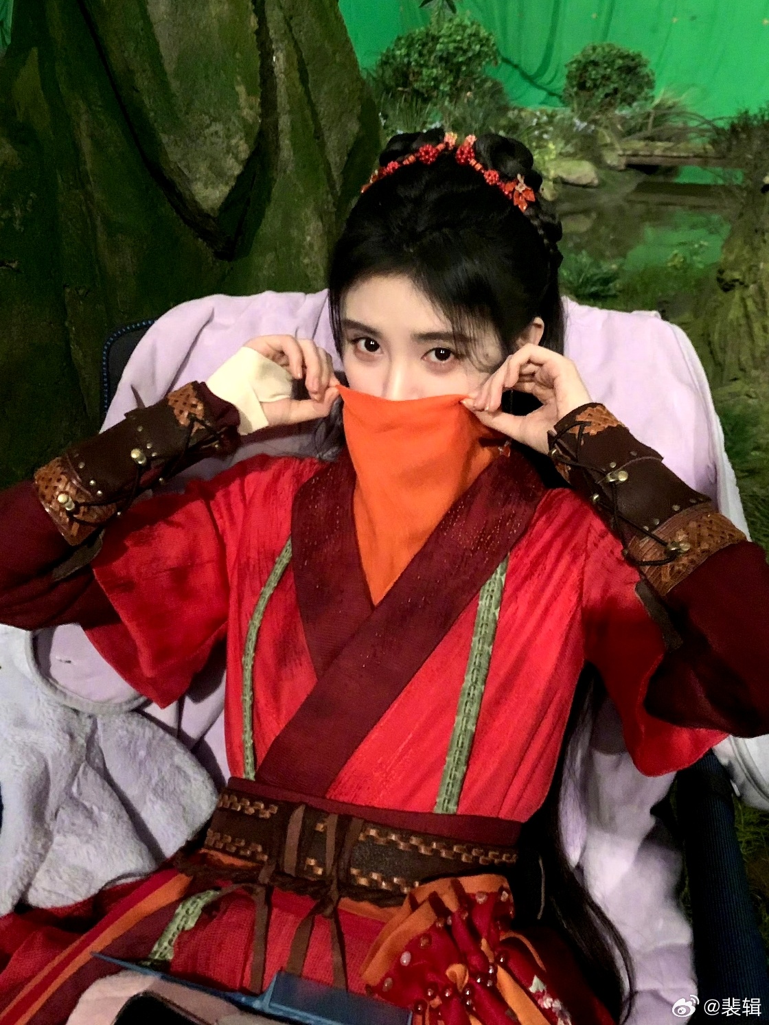 🍊鞠婧祎苏绿夏 🍊鞠婧祎万花世界 我的心跳是蝴蝶振翅的频率，只有你能听见那场
