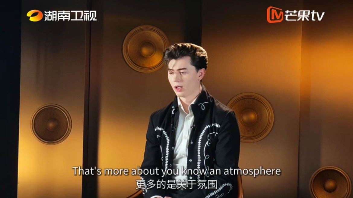 艾略特对突围赛很有信心清醒又温柔的音乐人，正视遗憾，同时对接下来的舞台充满把握歌