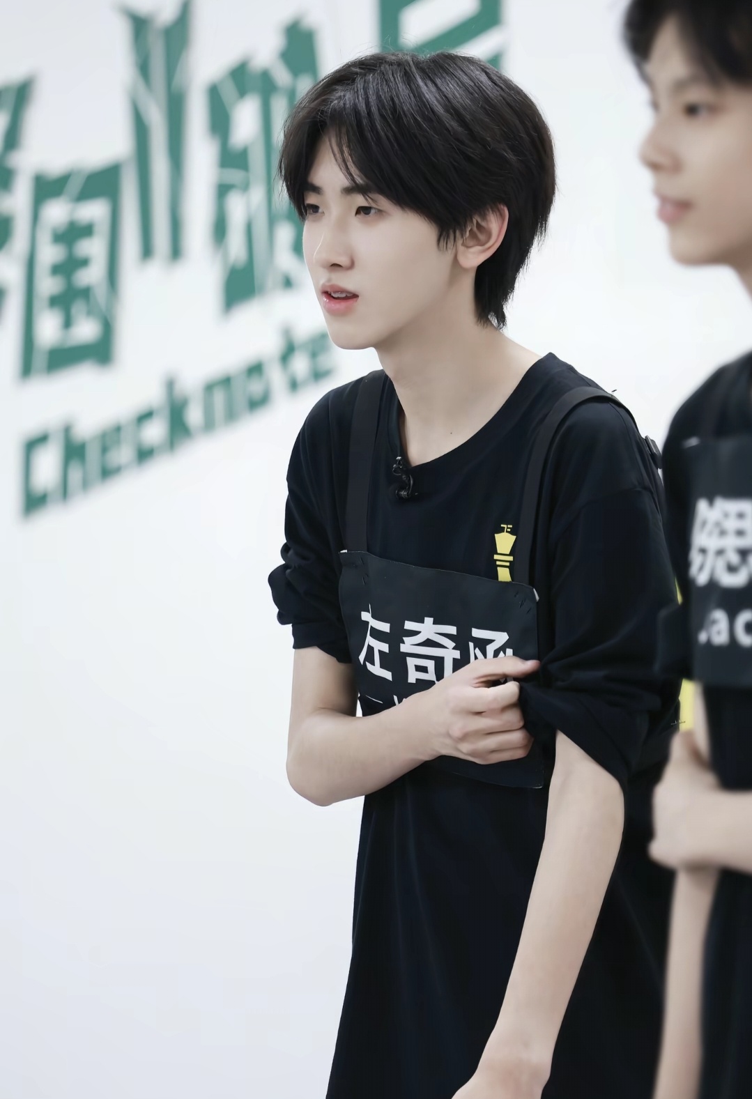 这是我家击毙呀这是我家激吻啊这是我爸妈啊 