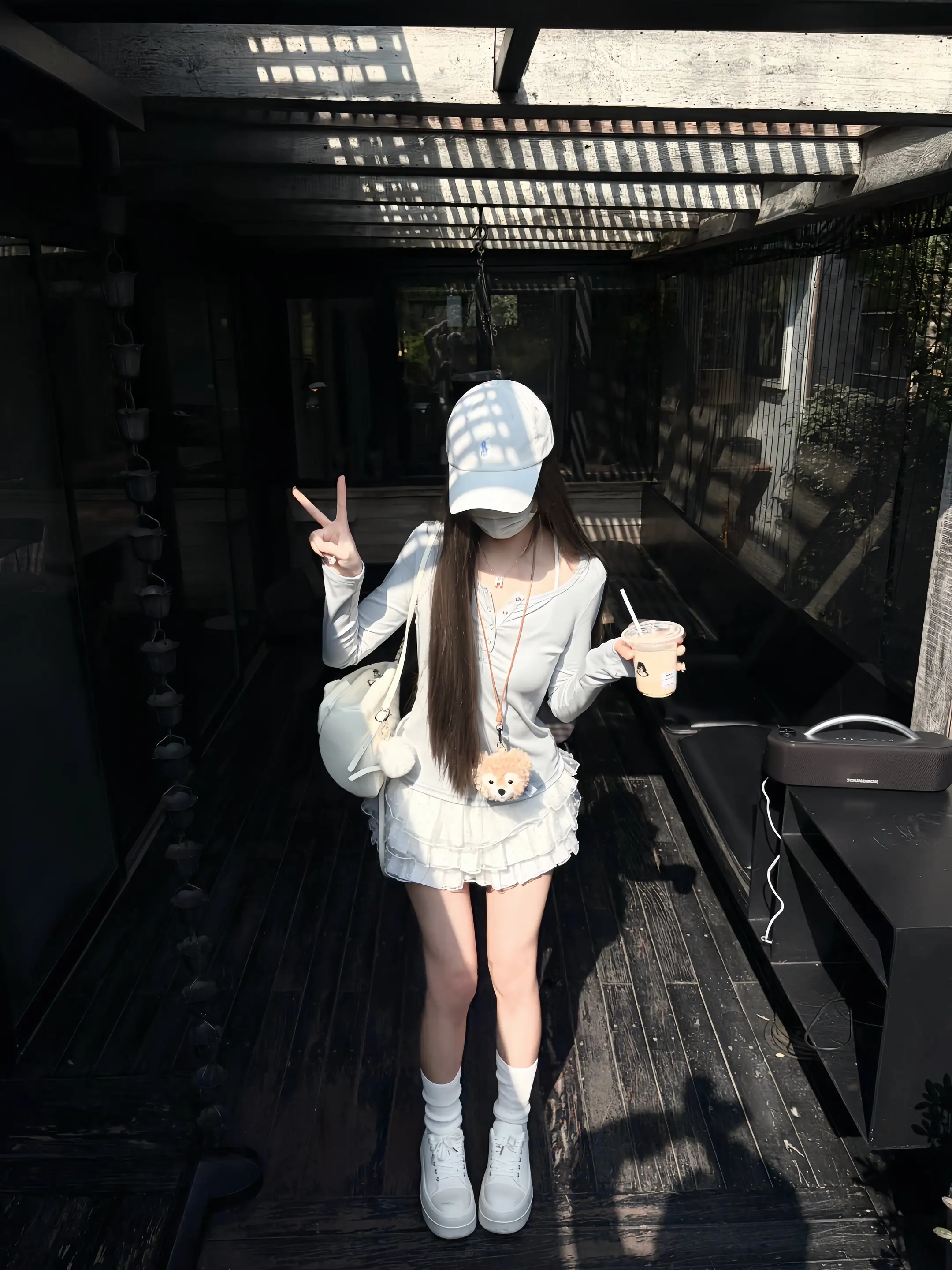 你的出现一点点带走了我生活中的悲伤 直到某天全部还给了我