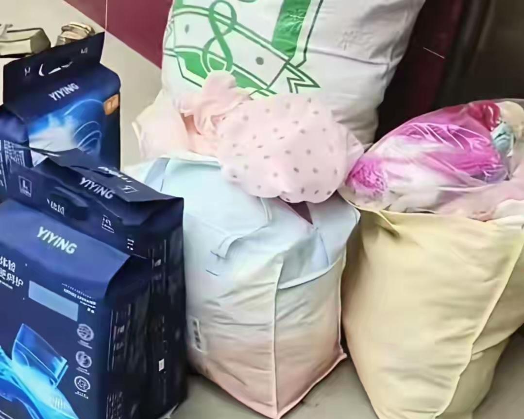 三个孩子都不是亲生，让人纳闷，自己怎么没种上，种子不济吗？如果果真如此，那可亏大