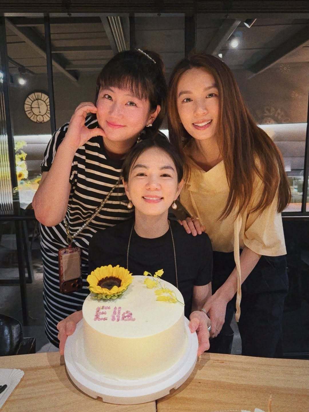 SHE合体为Ella庆祝45岁生日🥹🥹🥹（姐姐们新专辑或者开演唱会选一个呢