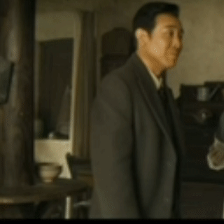 于和伟悲喜预演式演技 田家泰灯下留影这一幕可以封神了吧！没有多余的台词，只有寂静