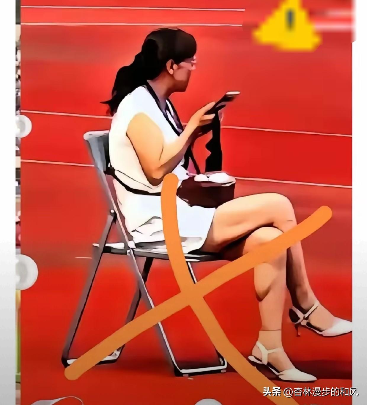 陇超淡定姐，已经被外包公司解约永不录用，并且提交了书面检讨，她的性质是属于礼仪失