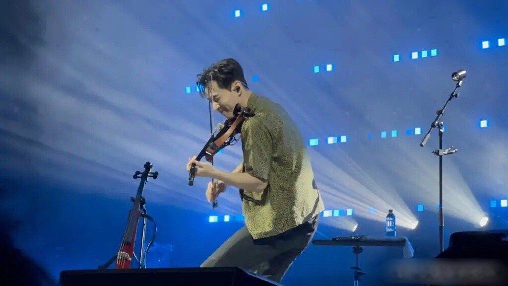 #刘宪华官宣加盟中国好声音#音乐魔法师HENRY刘宪华来到《2023中国好声音》