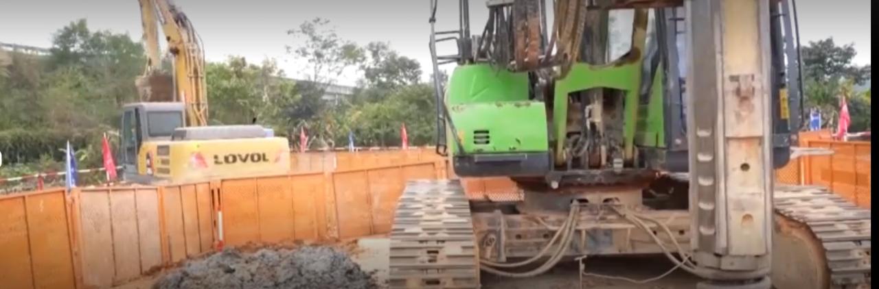 藏粤直流工程广东段开工
 
随着钻机轰鸣启动，藏粤直流工程广东段正式开工建设。这