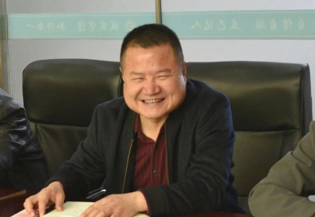 长治八中3月26日举行2025-2026年度教师荣退仪式，书记郭志刚致辞，马树斌