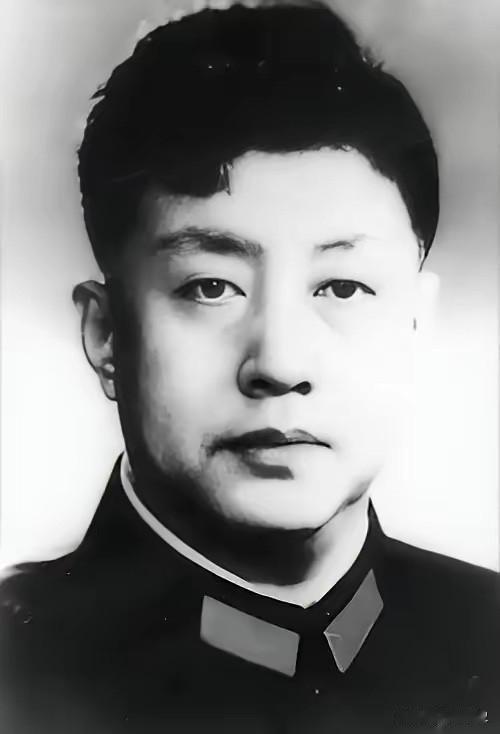 1955年授衔，一个手握十万兵团的司令员却一颗星没有，终生未娶，新疆人至今都叫他