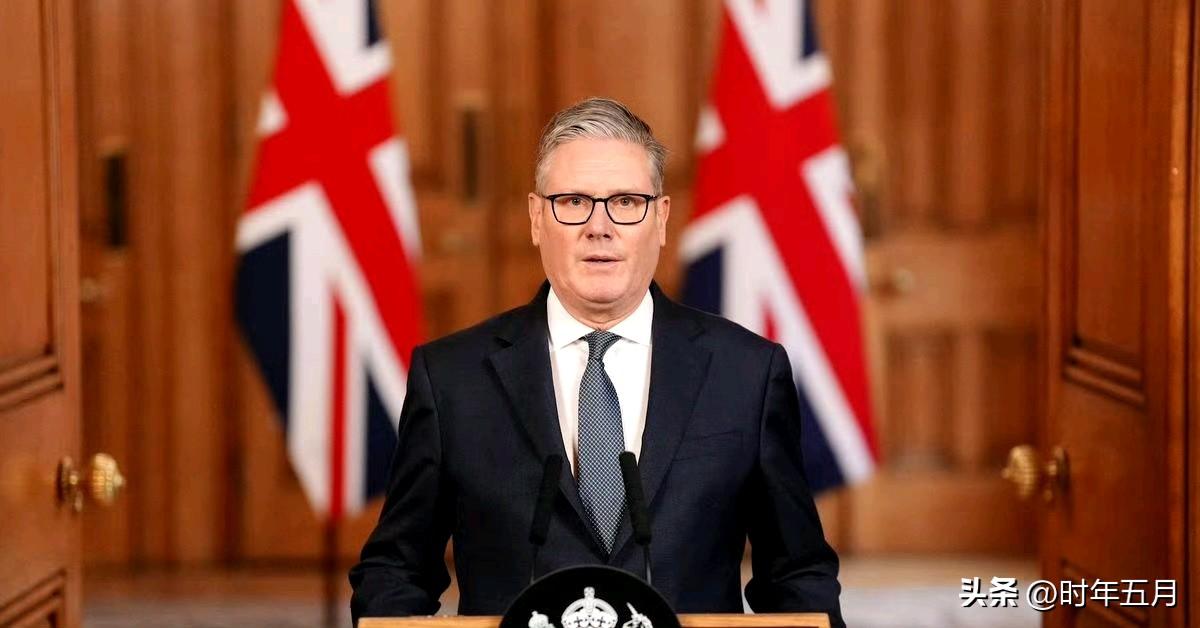 英国向伊朗投降，逃离塞浦路斯基地。

一些开源评论员称，军情五处内部报告显示，伊