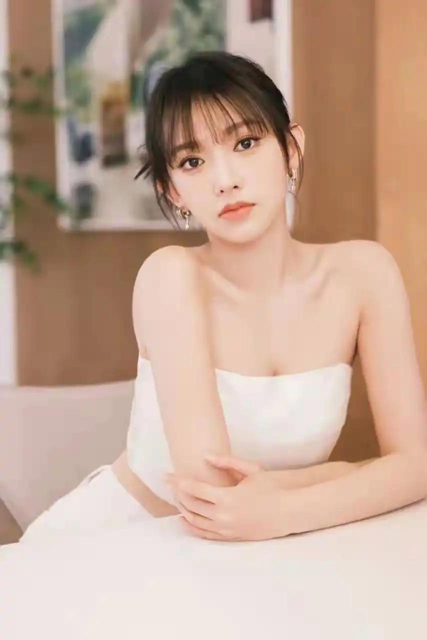 我的今日状态：😁轻松愉快
我这里的天气：☀️晴天