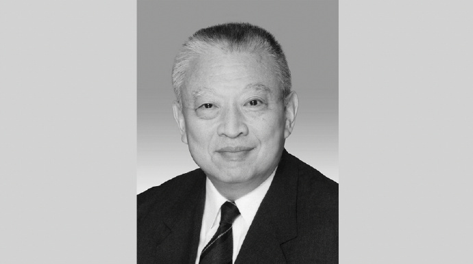 【梁振英对董建华逝世表示沉痛哀悼】#梁振英哀悼董建华# 前全国政协副主席、香港首