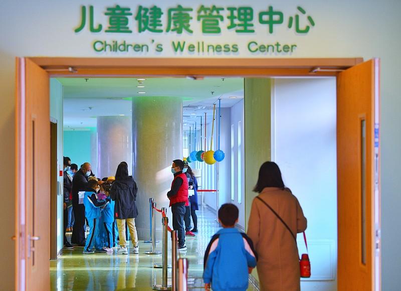 开学季孩子健康成焦点，家长该抓哪三件小事？专家给出每日清单。
新学期伊始，国家疾