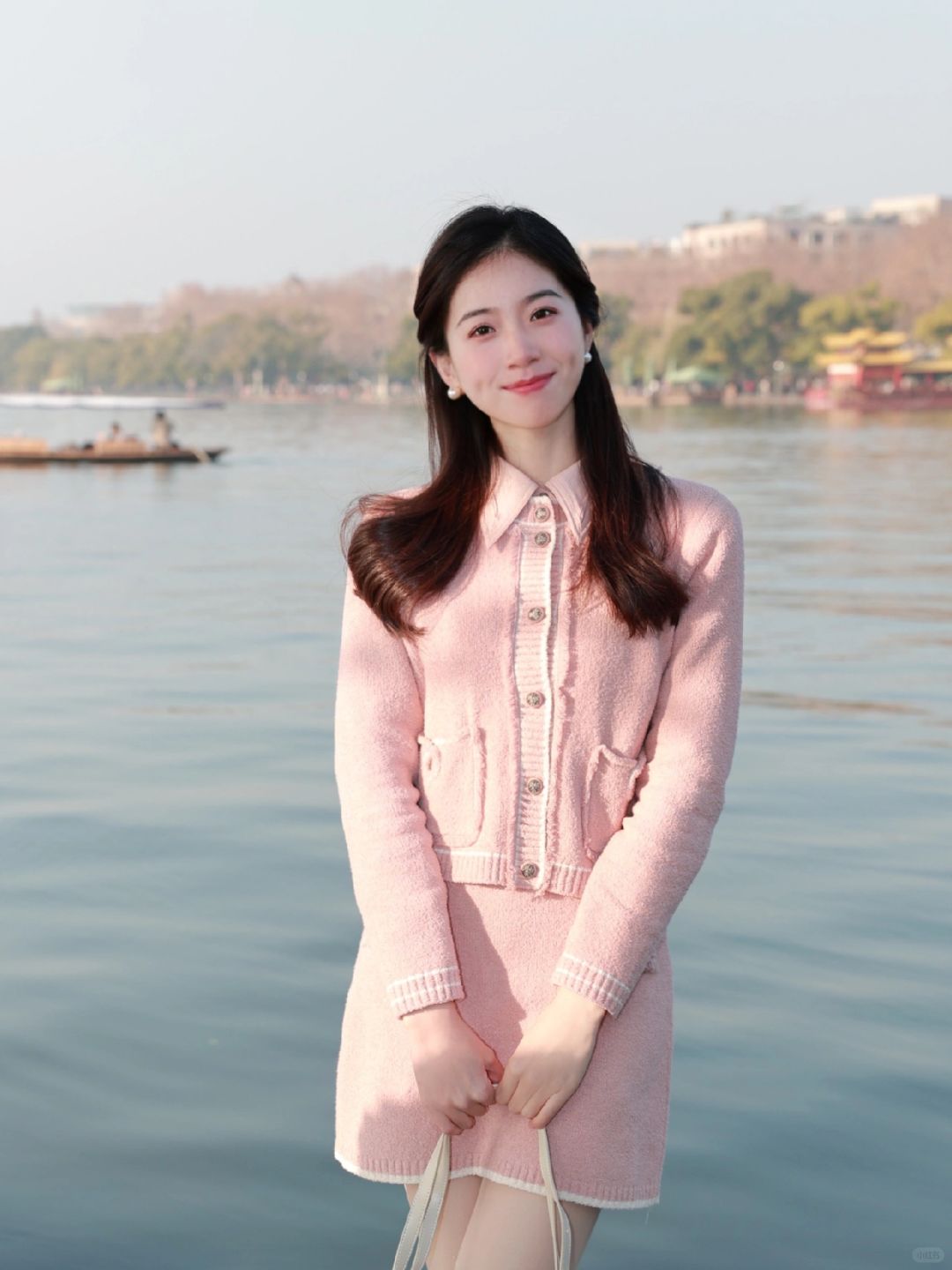 欲把西湖比西子 淡妆浓抹总相宜