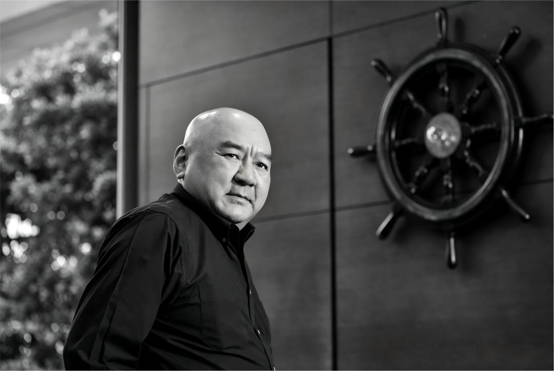 尹衍樑这个名字知者甚少，但要说起大润发来，几乎是无人不晓。实际上，大润发创始人这