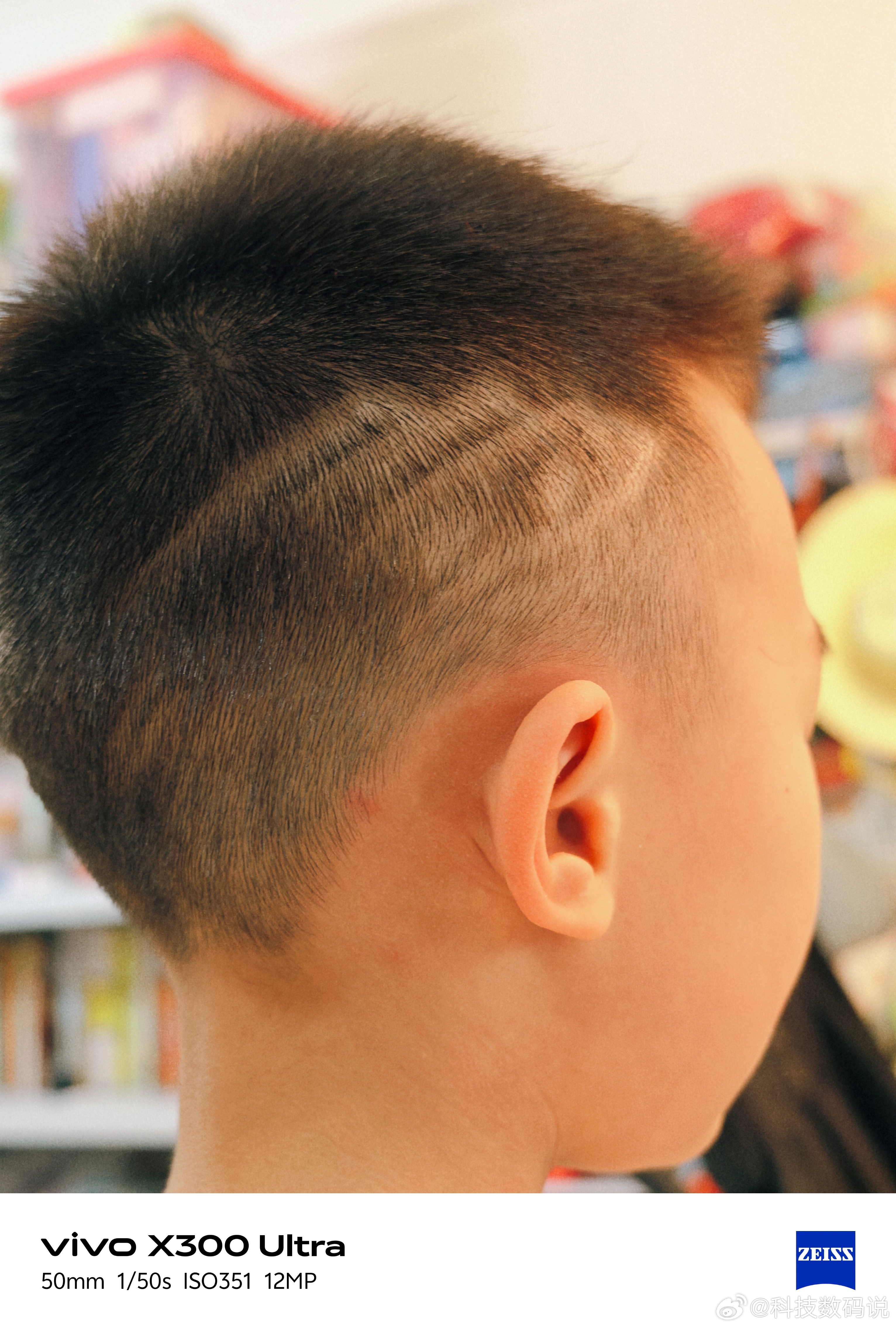 儿子又剪头发了这次是火箭和赛车大家看看理发师手艺如何？ 