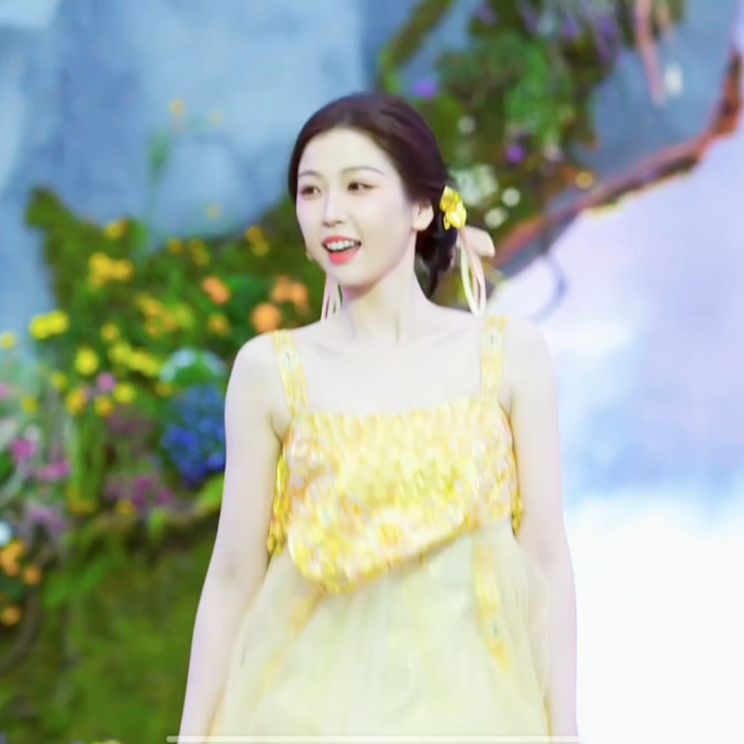 前一秒 好美我的妈妈后一秒 好萌我的小孩虞书欣