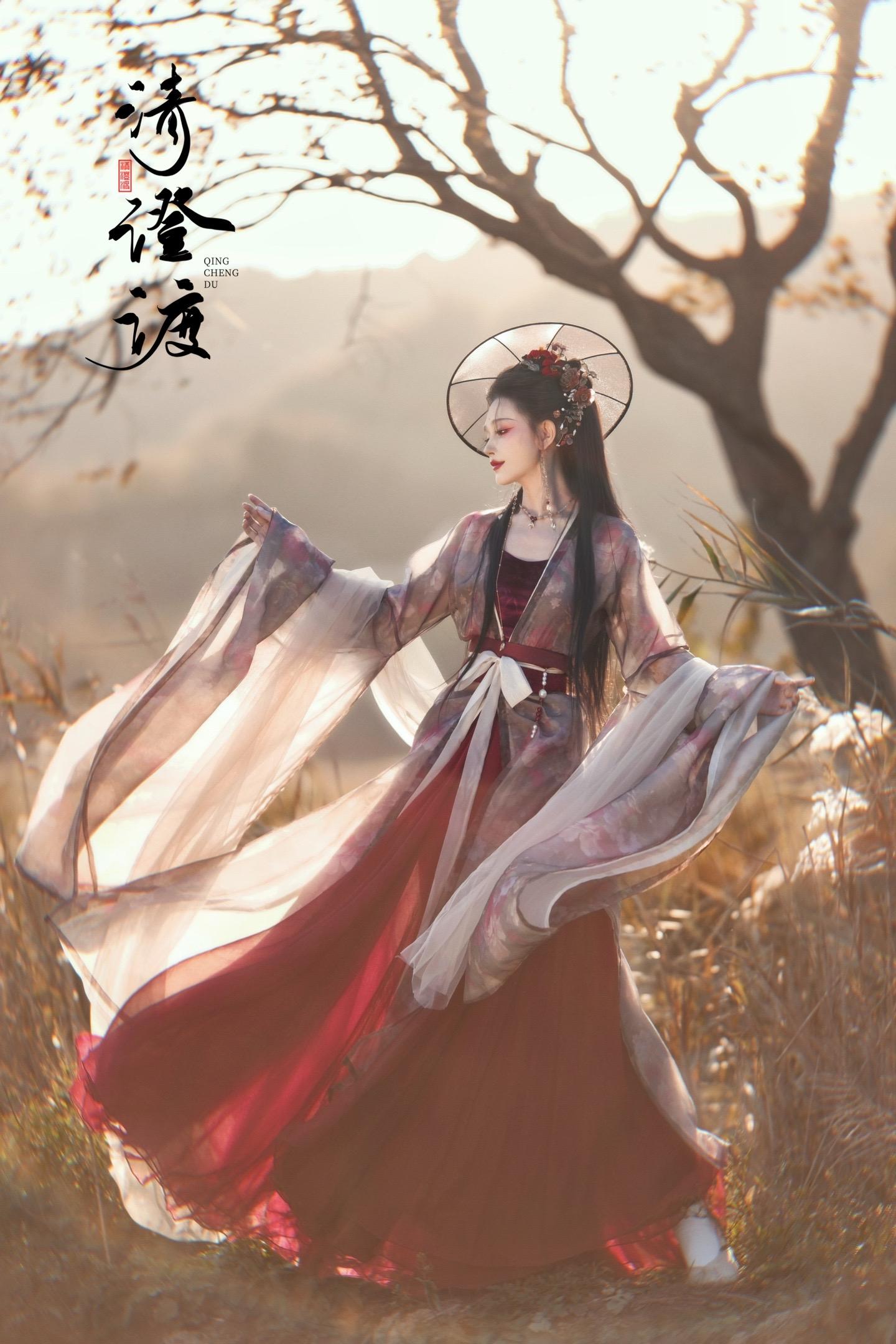 听闻说…