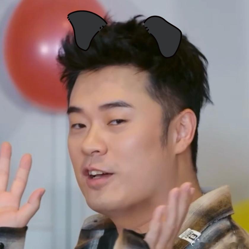 陈赫说邓超可以癫不能这么癫哈哈哈哈哈 看陈赫吐槽邓超真的笑到停不下来，一句可以癫