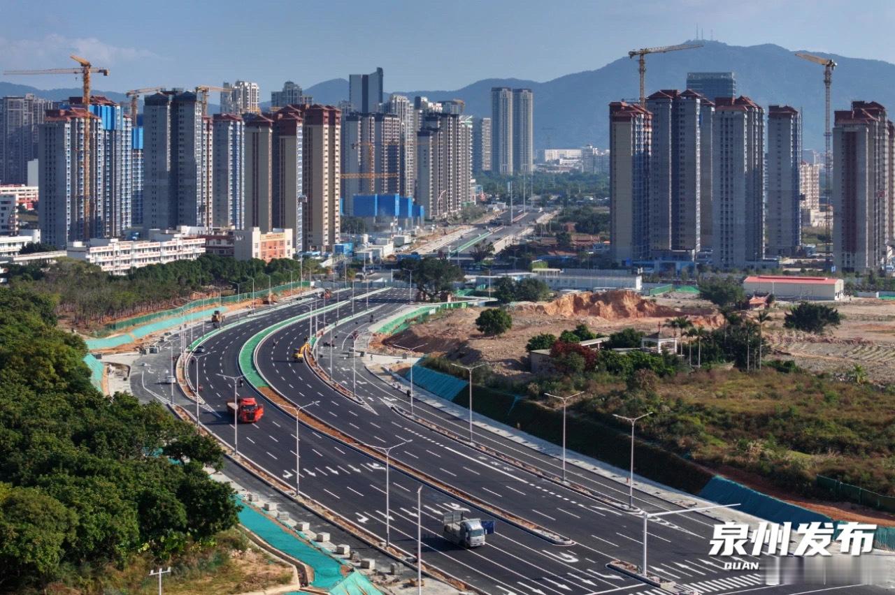 泉州市区又一大道即将通车 12月5日，来自泉州城建集团的消息称，市区金鲤大道建设