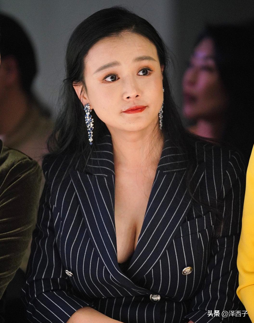 过去有句老话叫男人是搂钱的耙子，女人是装钱的匣子。一个男人再能赚钱，如果把钱交给
