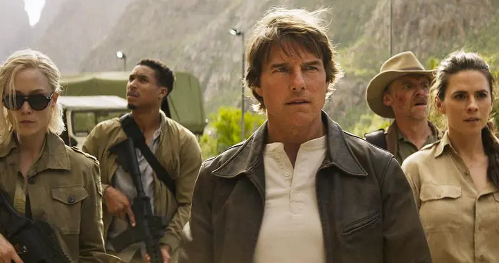 《碟中谍8》领跑2025进口片票房榜，汤姆·克鲁斯“搏命”实拍博得好评