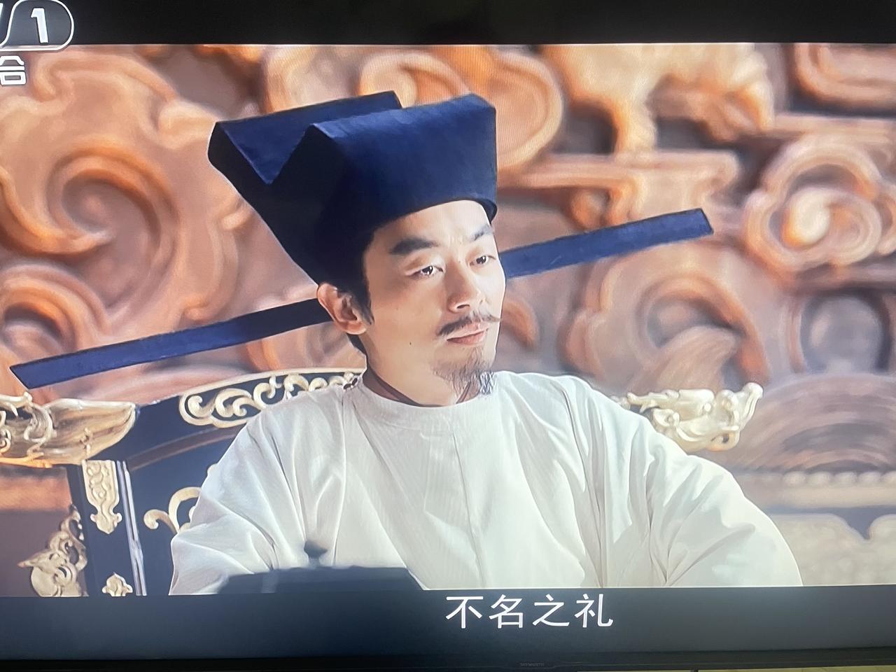 朱亚文的表演质感，天生适配历史正剧与主流剧的厚重底色，远胜偶像剧的轻浅表达。他能